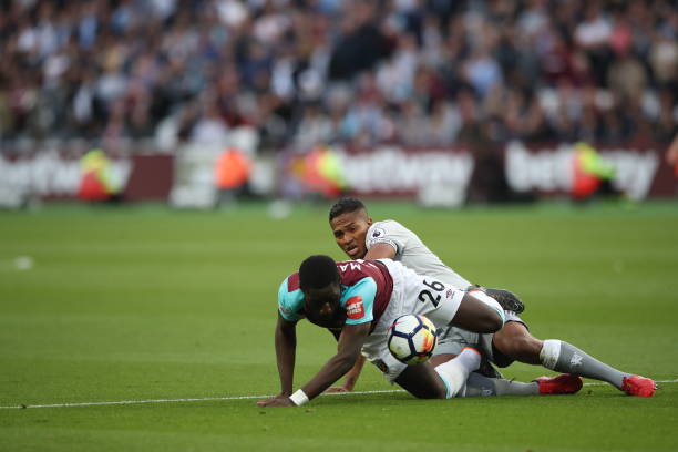 裏昂在不花 裏昂在不花