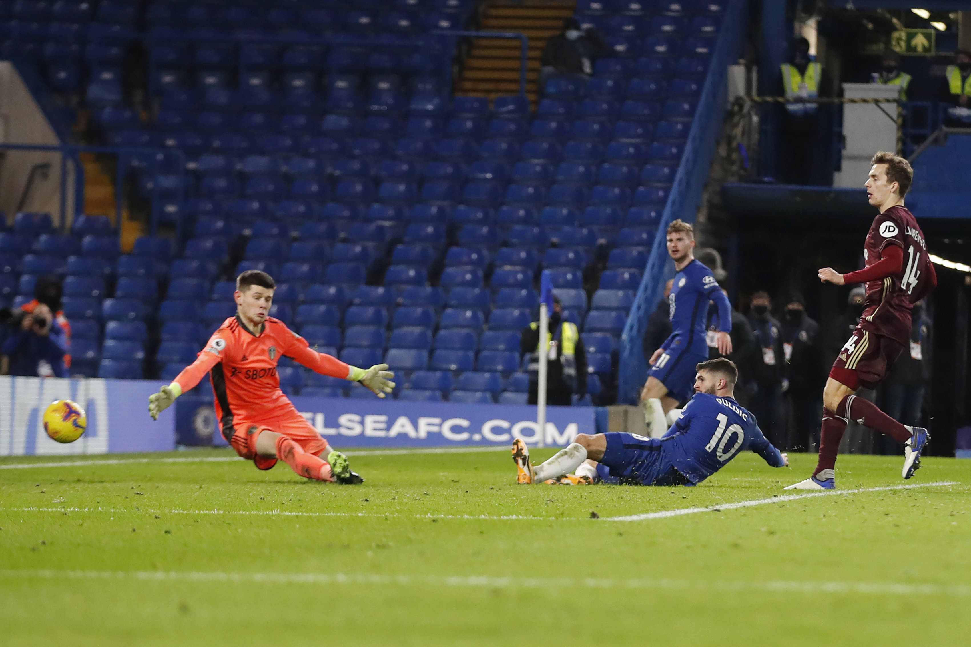 历史并不能 历史并不能